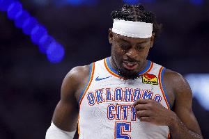 多特:防守是我在联盟立足的资本 我能通过不显眼的方式影响比赛