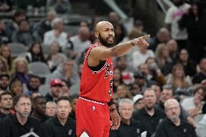 多诺万:杰旺·卡特是我见过最勤奋的人之一 他的职业态度很出色